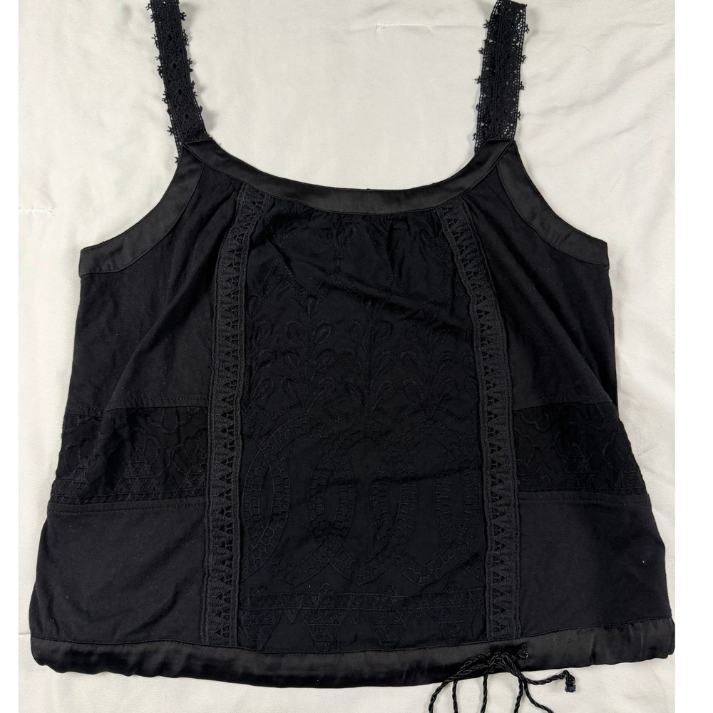 Tiny Anthropologie Black Embroidered Lace Trim Cami Tank Top XS Style 71910T
